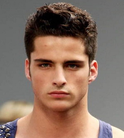 Short Hairstyles For Men With Round Faces