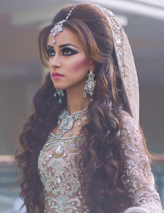 Indian Bridal hairstyle with Open Hair: