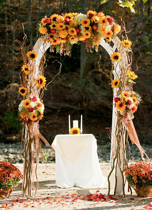34 Chic Fall Wedding Decoration Ideas Easyday