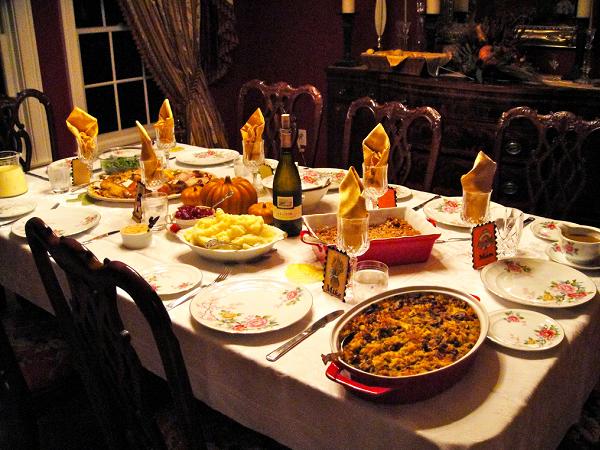 Beautiful table with thanksgiving food