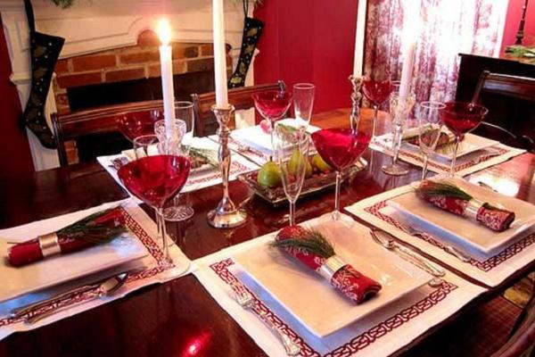 homemade-christmas-table-decorations