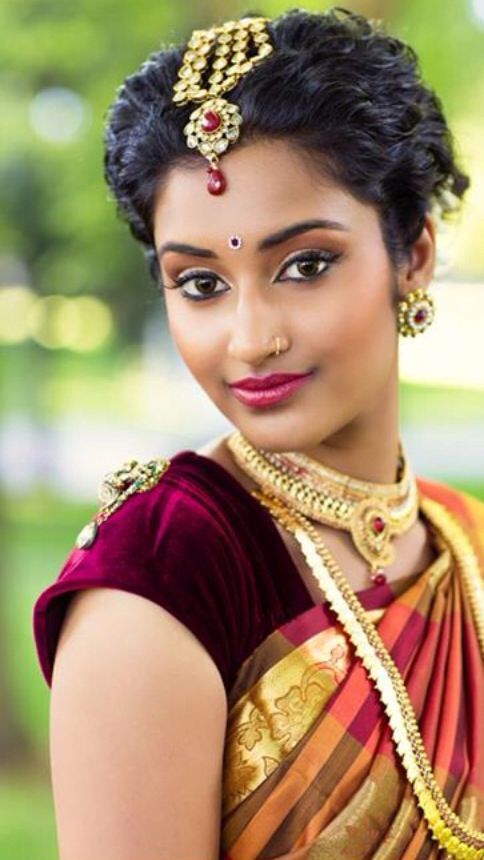 20 Latest Indian Bridal Hairstyles – Easyday