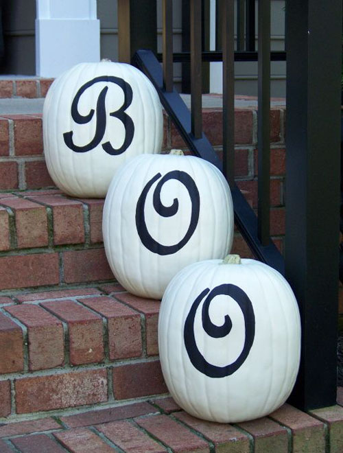 decorating-with-pumpkins-25